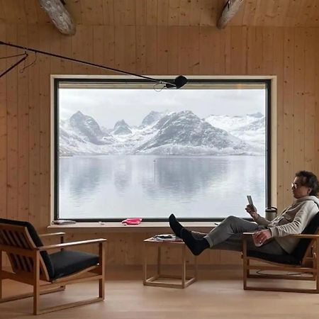 Minkfarmen, Spacious Seaside Cabin With Scenic View Ramberg Esterno foto