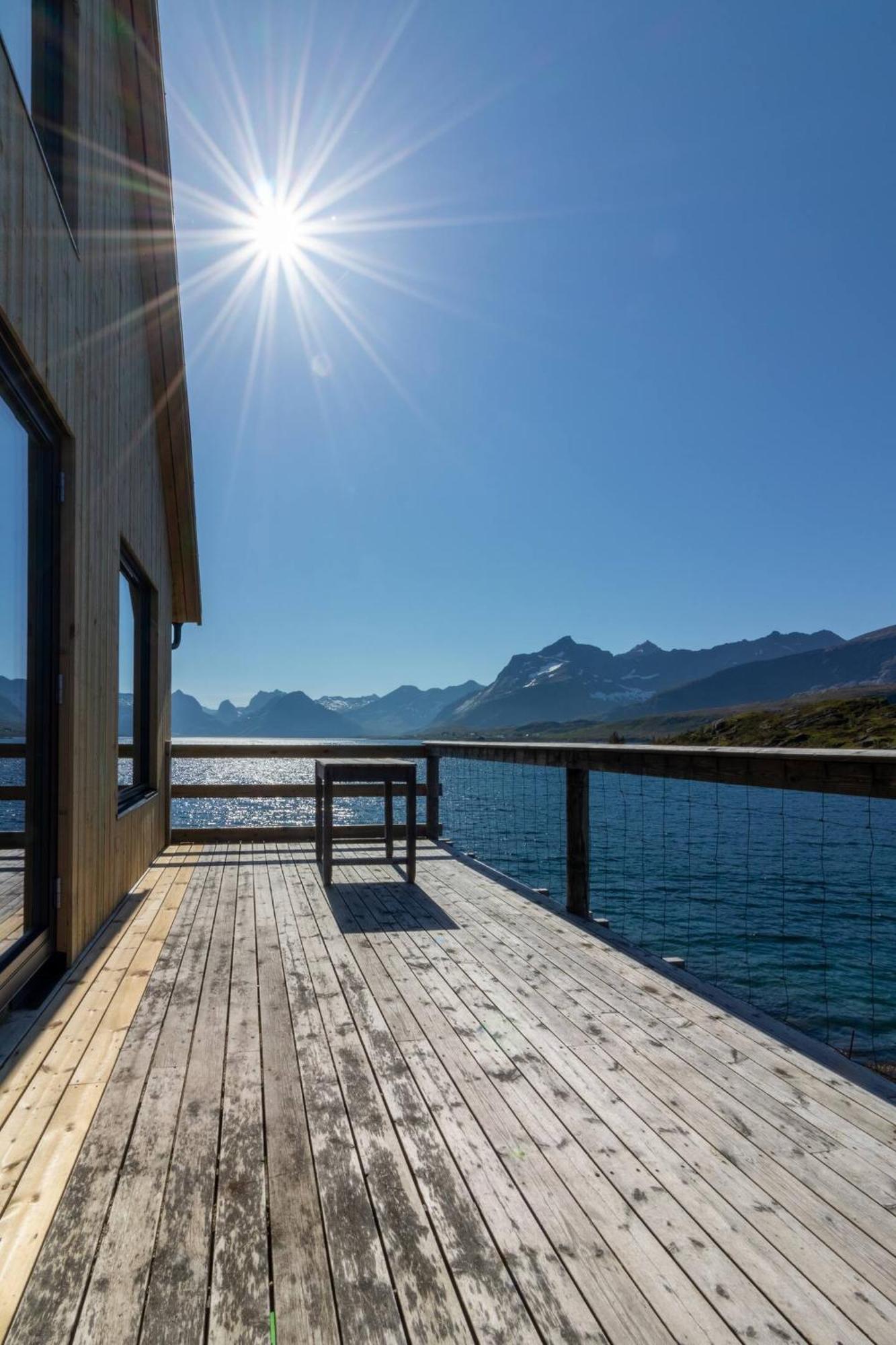 Minkfarmen, Spacious Seaside Cabin With Scenic View Ramberg Esterno foto